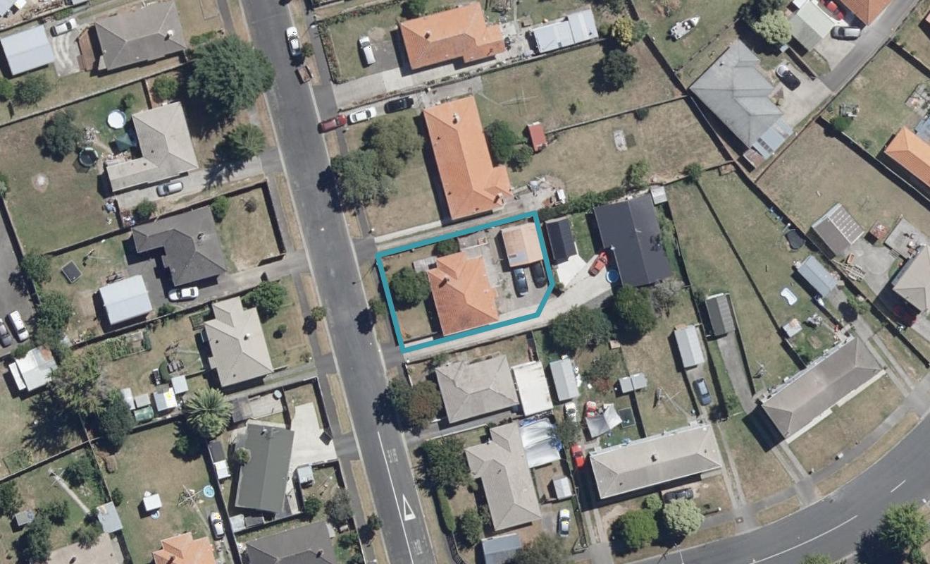 53 Ross Crescent, Fairfield, Hamilton - Carousel 1