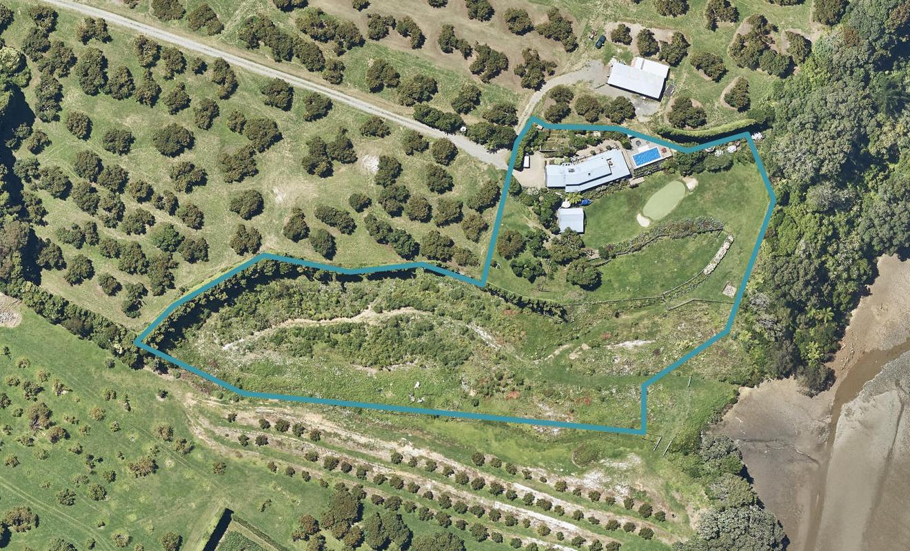 90 Tanners Point Road, Tanners Point, Katikati - Carousel 1