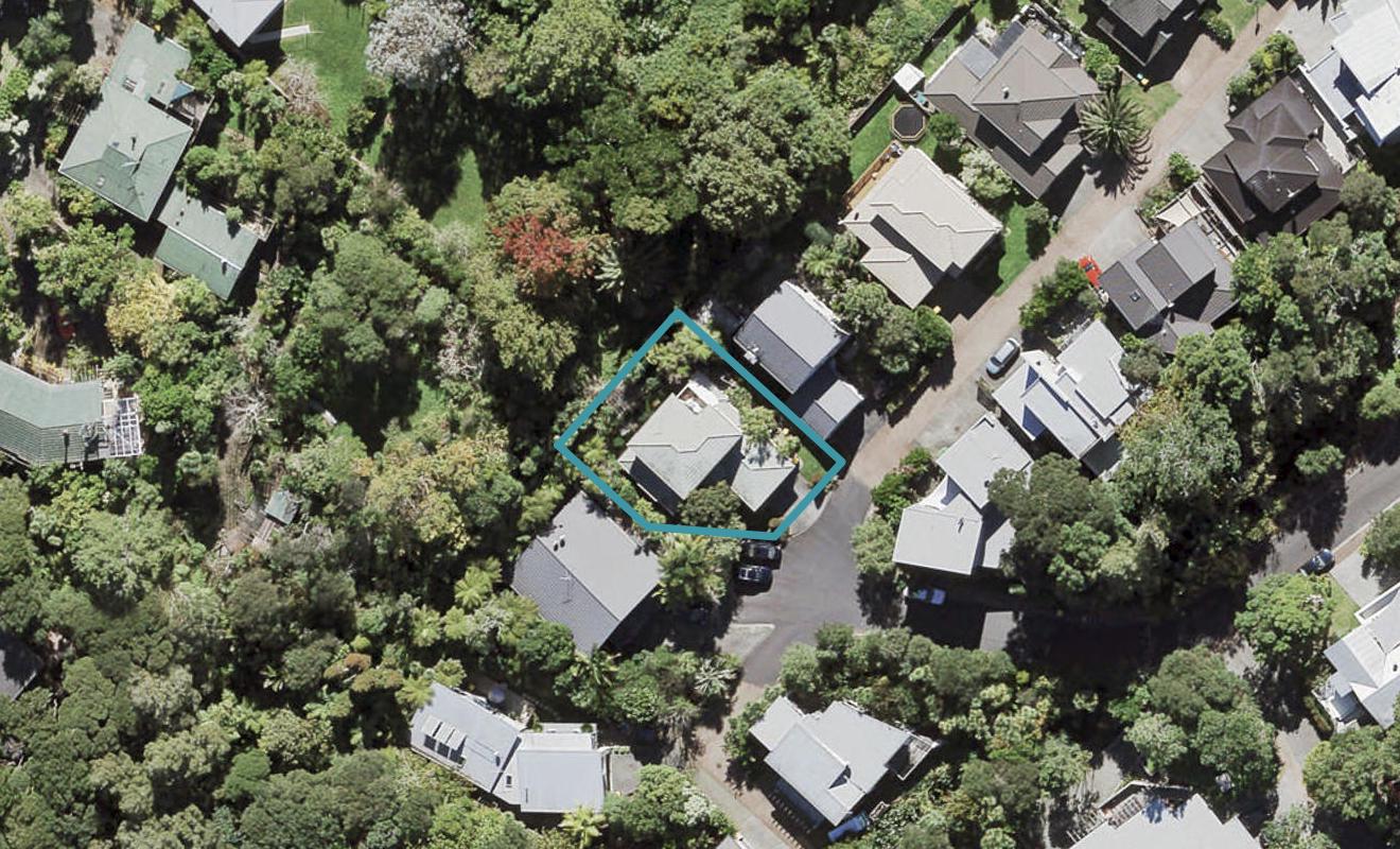 18 Poturi Streams Avenue, Titirangi, Auckland - Carousel 1