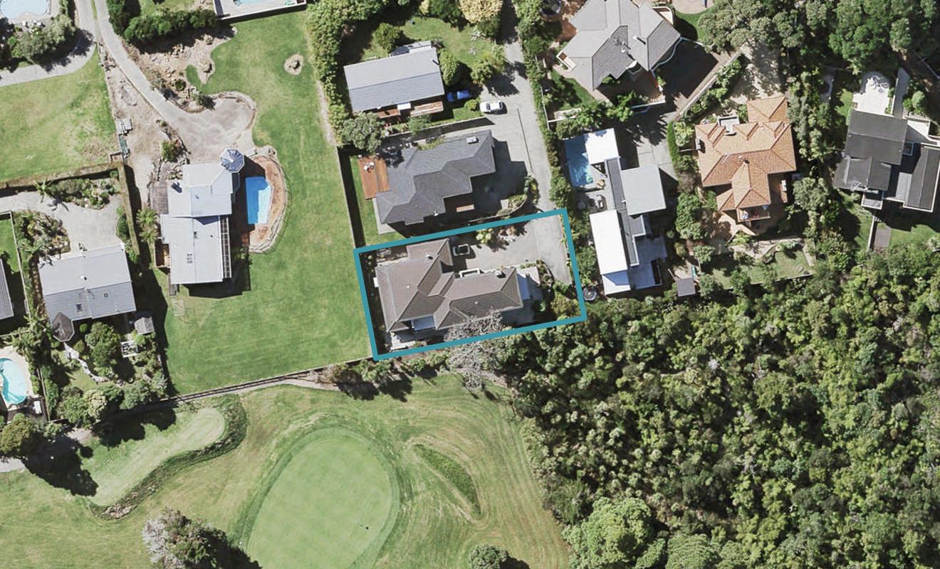 80 Park Rise, Campbells Bay, Auckland - Carousel 1