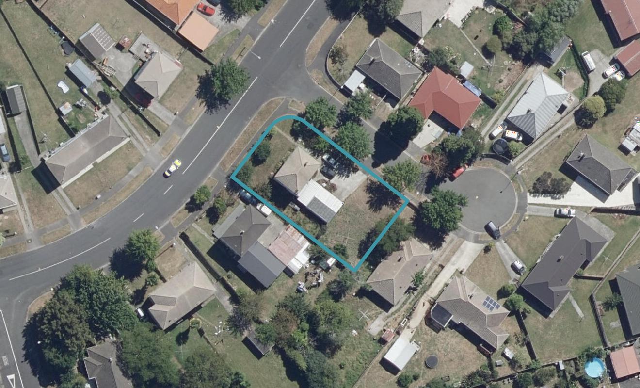 48 Holland Road, Fairfield, Hamilton - Carousel 1