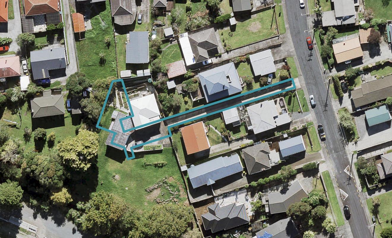 8/62 Titoki Street, Te Atatu Peninsula, Auckland - Carousel 1