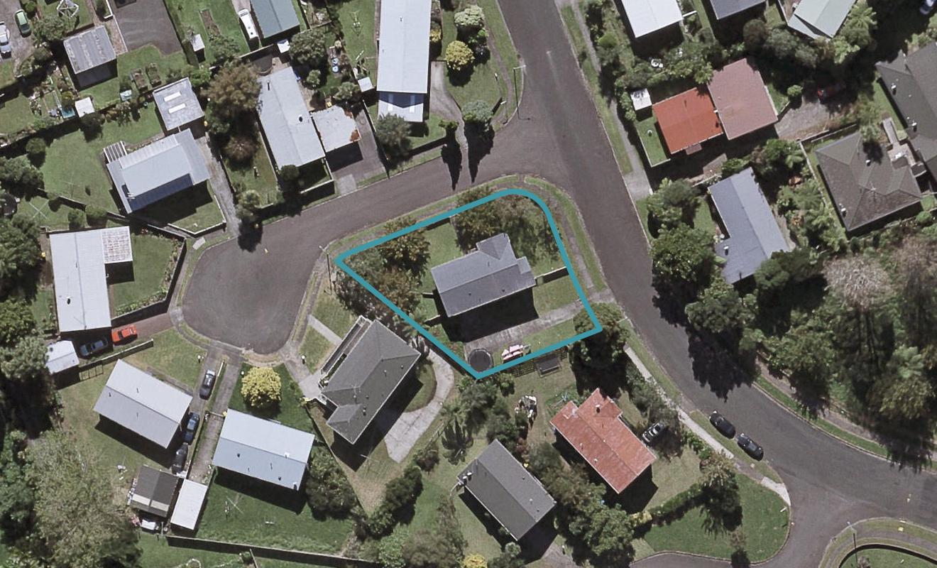 1 Benbow Place, Westown, New Plymouth - Carousel 1
