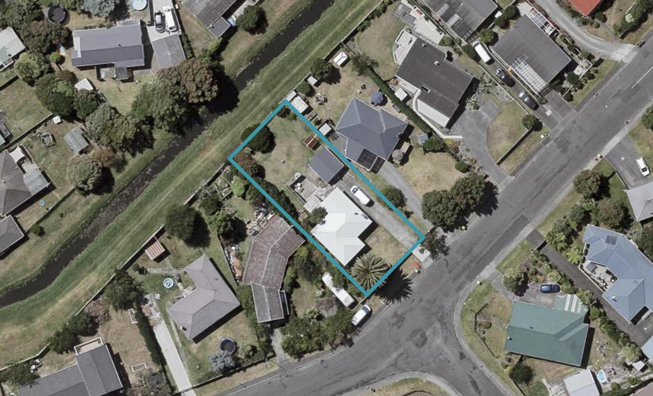 7 Hadfield Place, Paraparaumu Beach, Paraparaumu - Carousel 1