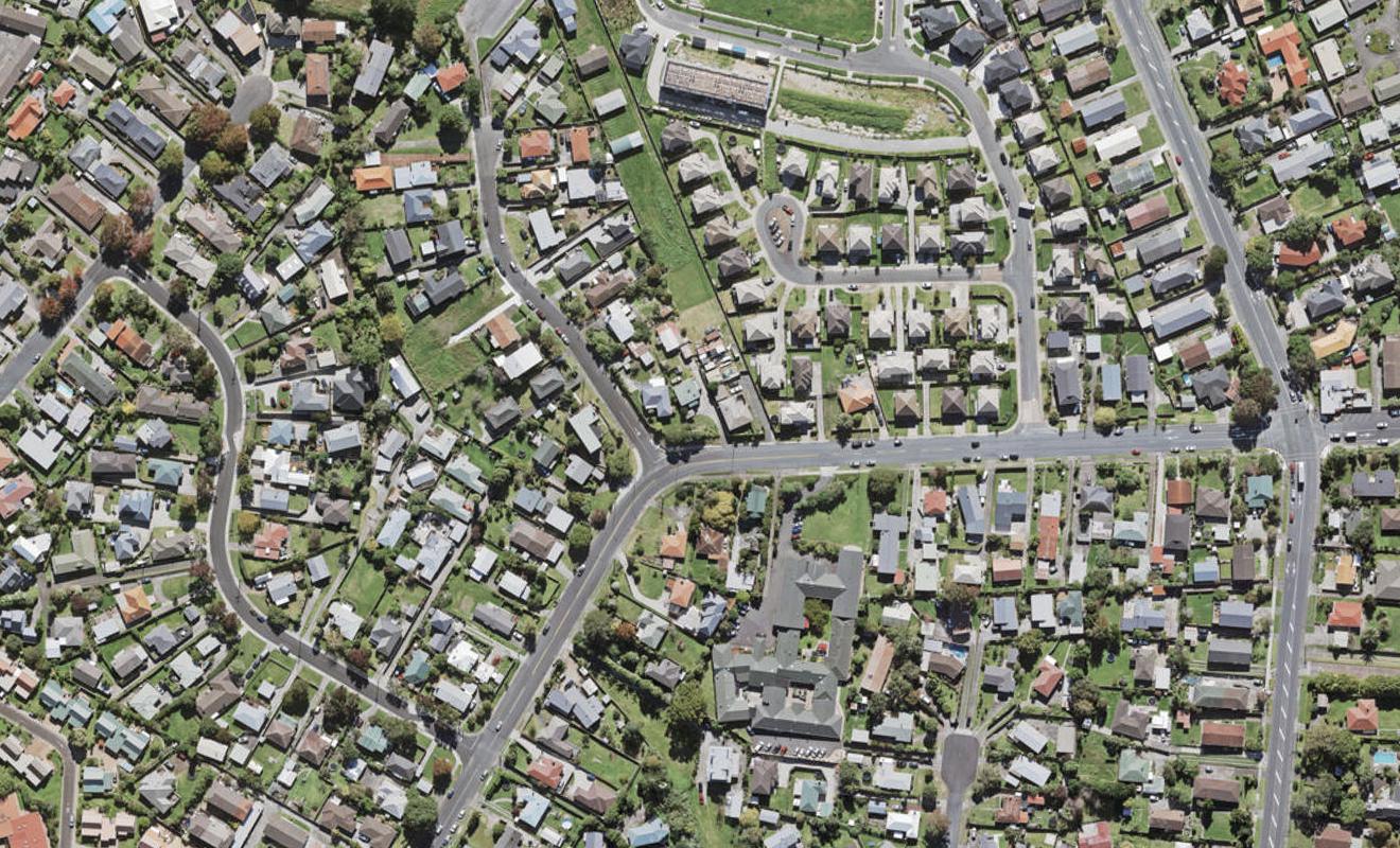 1/76 Mcleod Road, Te Atatu South, Auckland - Carousel 1