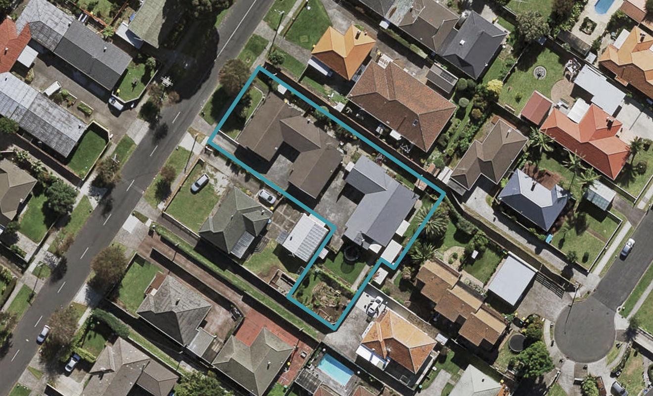 1/29 Central Avenue, Papatoetoe, Auckland - Carousel 1