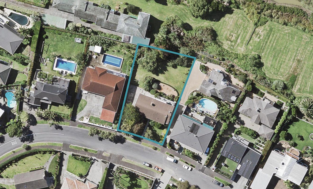 8 Vista Crescent, Glendowie, Auckland - Carousel 1