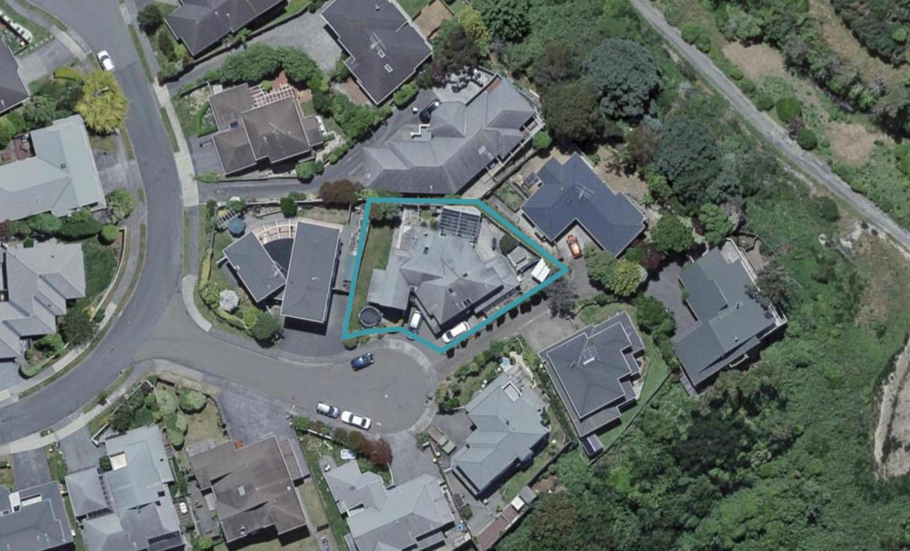 3 Ashfield Grove, Churton Park, Wellington - Carousel 1