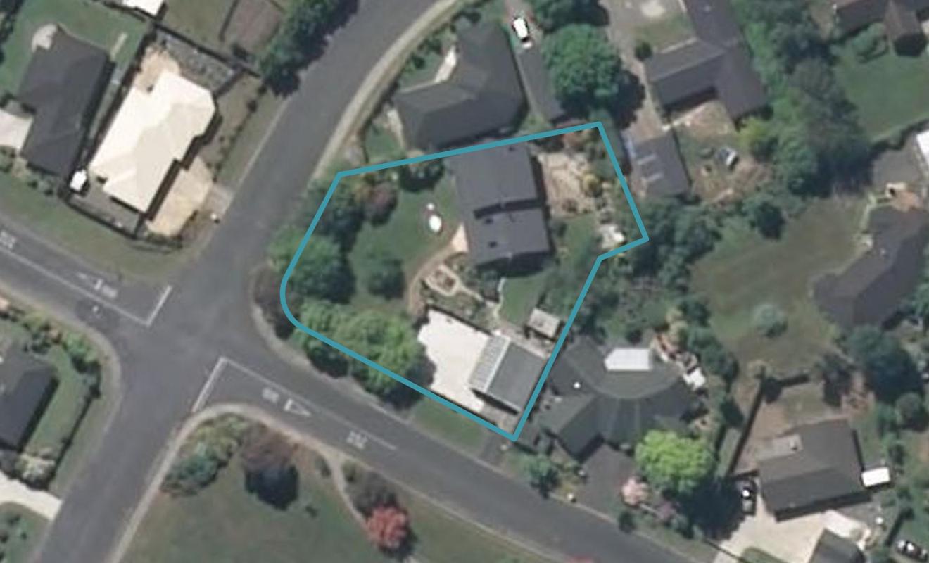 10 Hewitts Road, Woodend, Woodend - Carousel 1