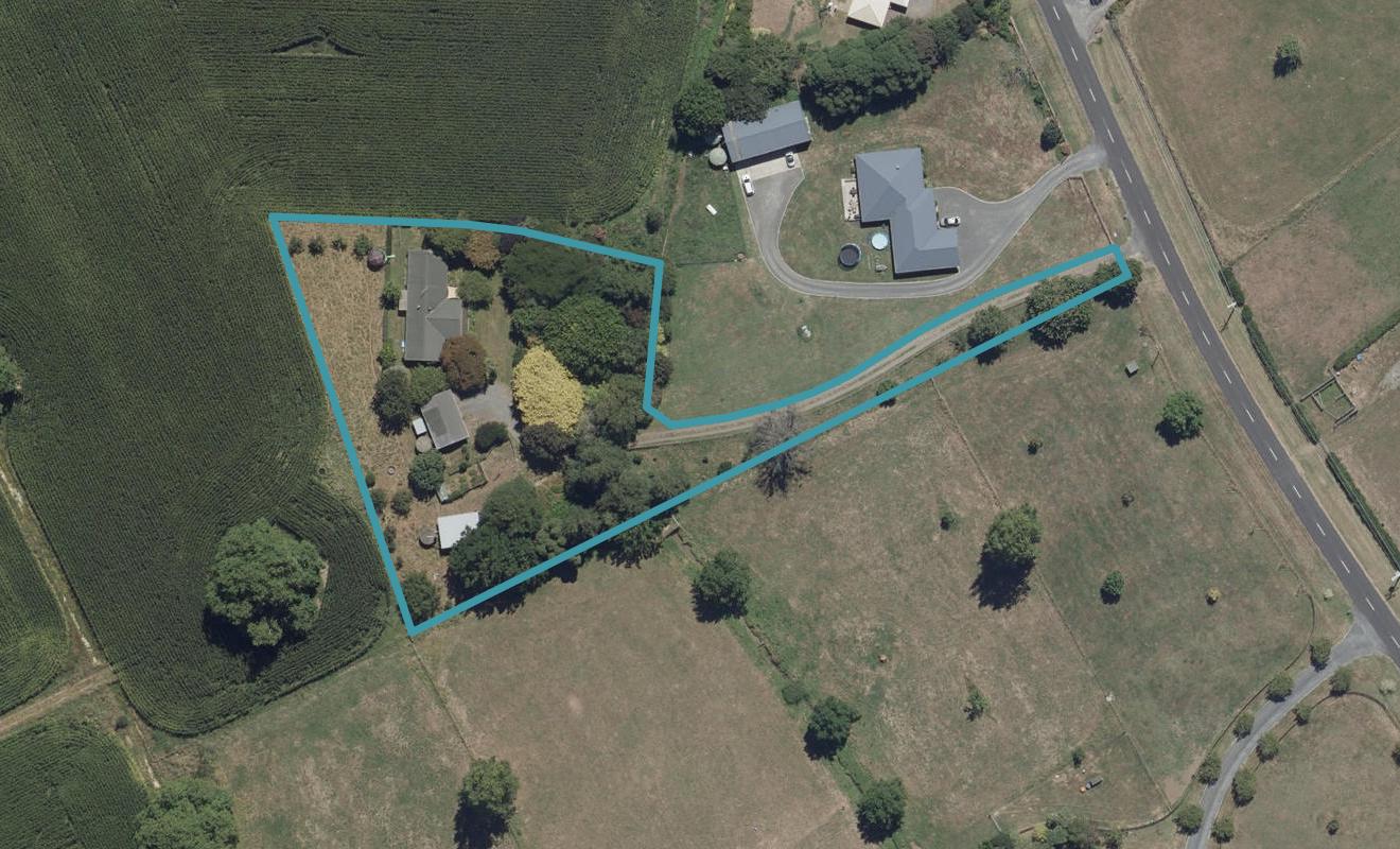 58 Middle Road, Rukuhia, Hamilton - Carousel 1