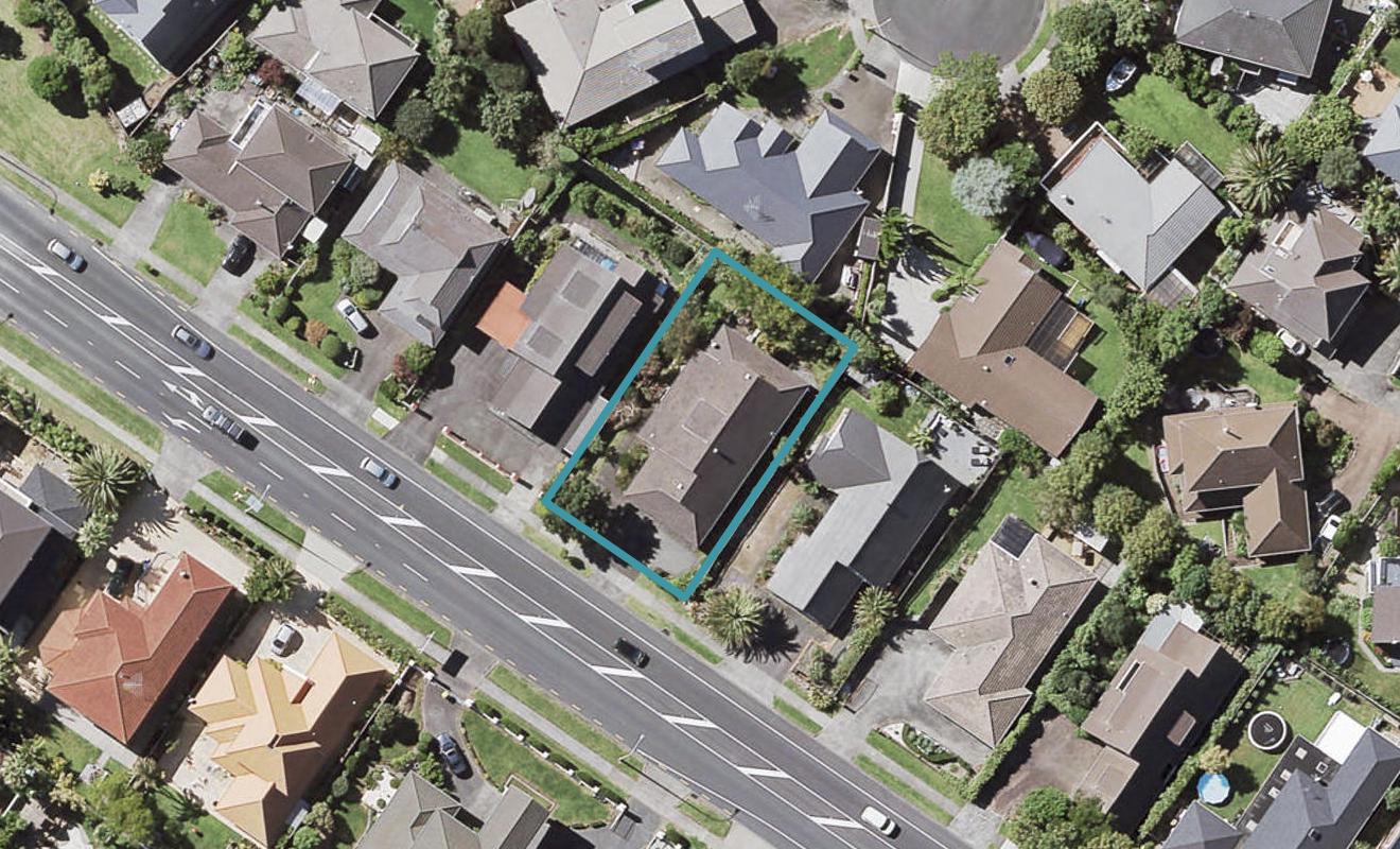 192 Whitford Road, Shamrock Park, Auckland - Carousel 1