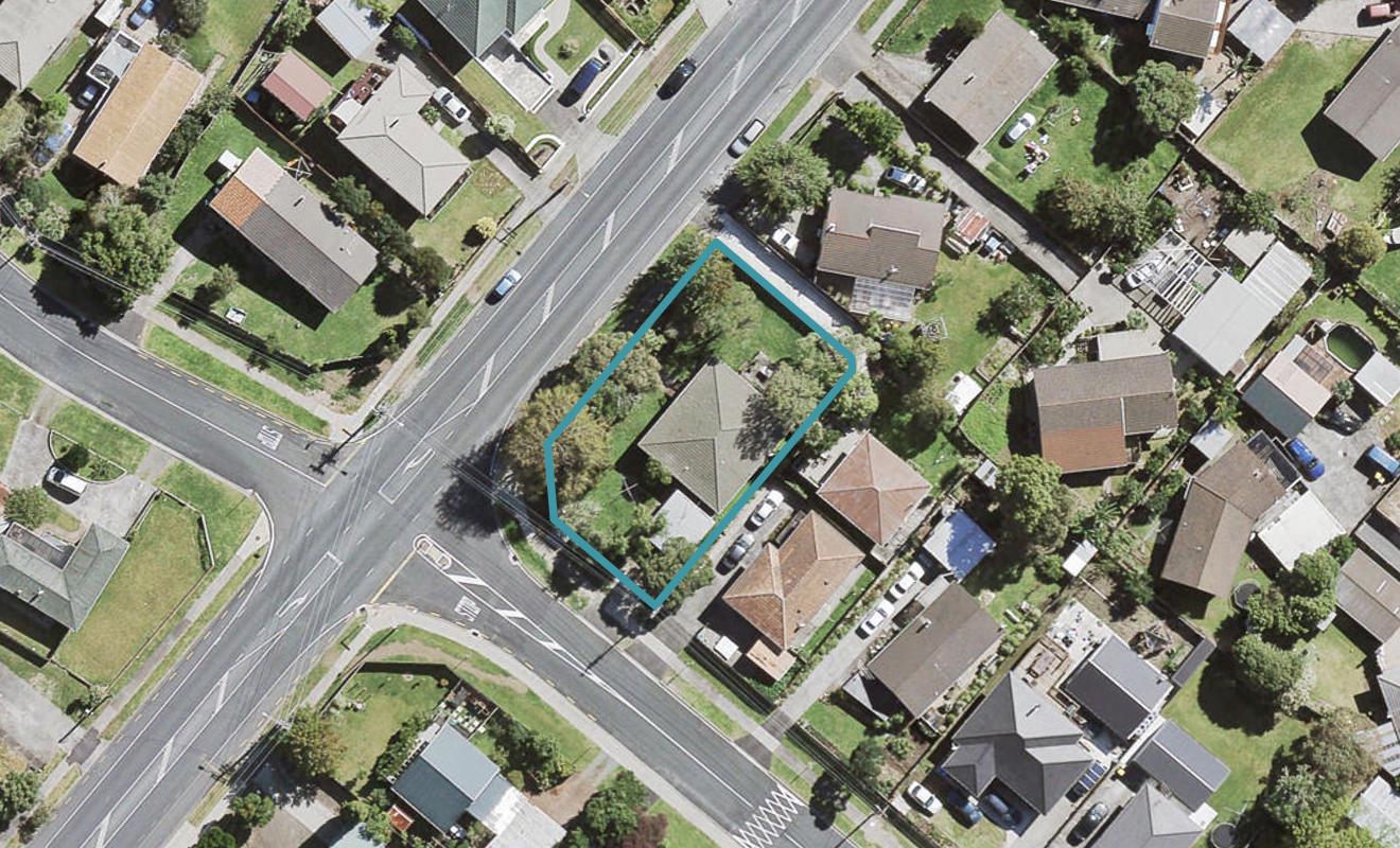 66 Forest Hill Road, Henderson, Auckland - Carousel 1