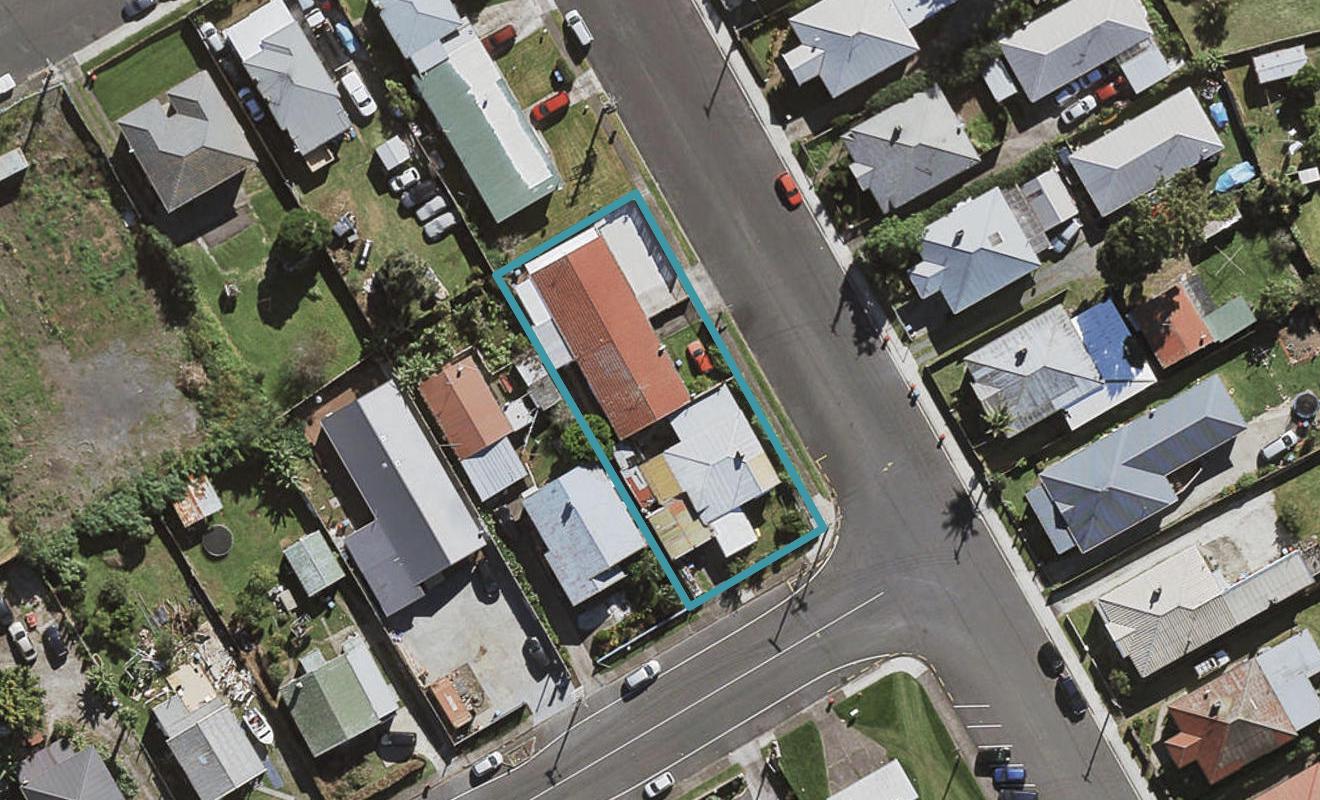1/32 Hauiti Road, Otahuhu, Auckland - Carousel 1
