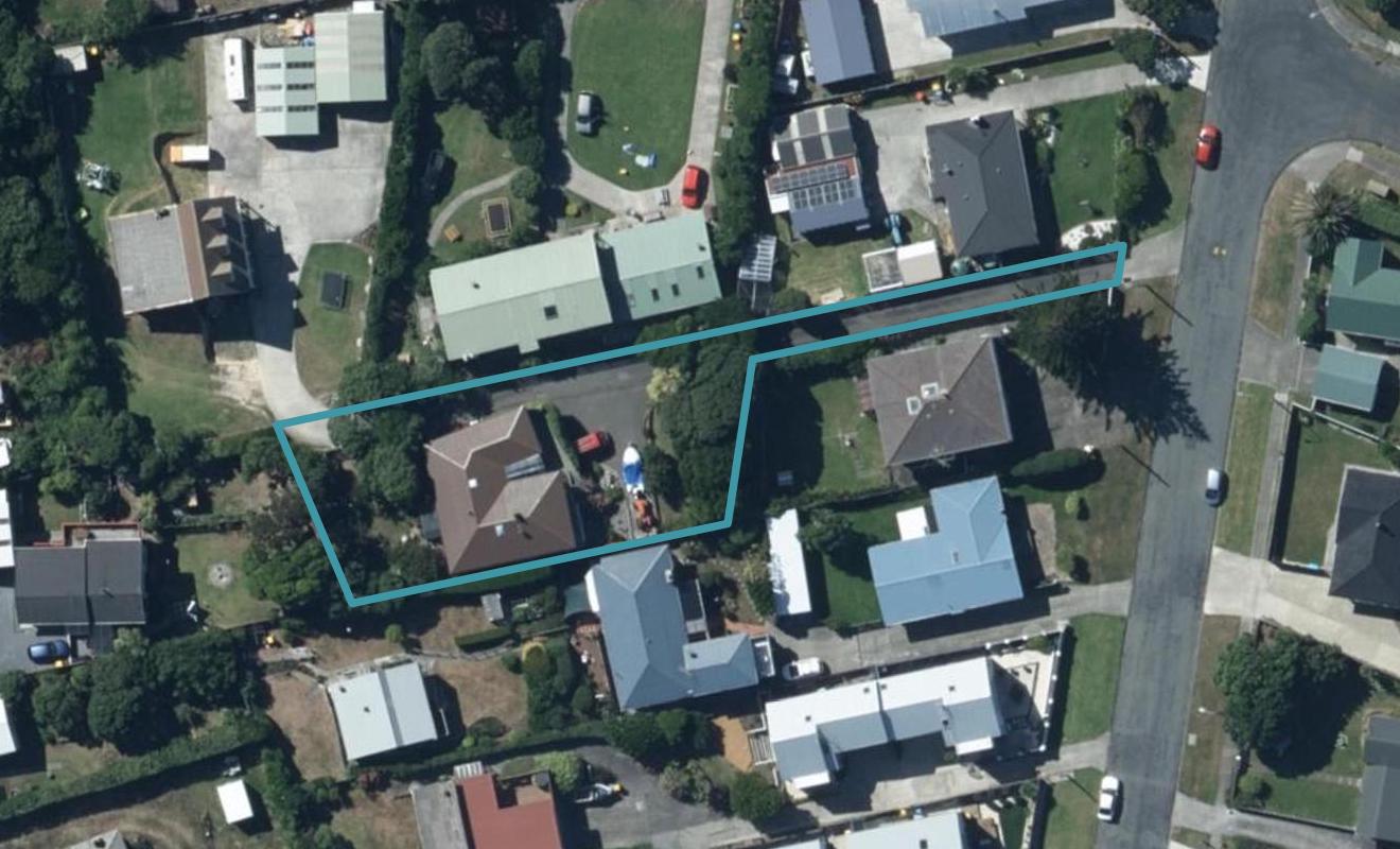 13A Lambley Road, Titahi Bay, Porirua - Carousel 1