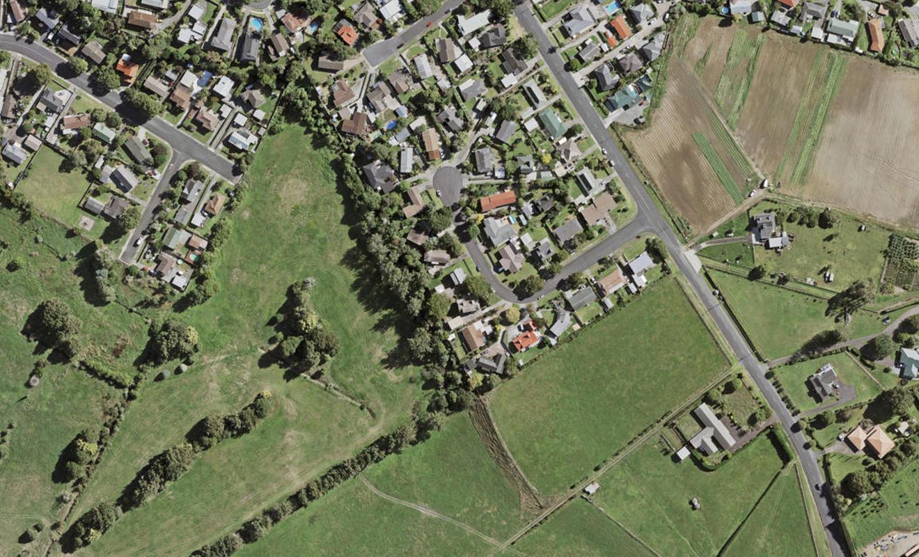 18 Lorelei Place, Opaheke, Papakura - Carousel 1