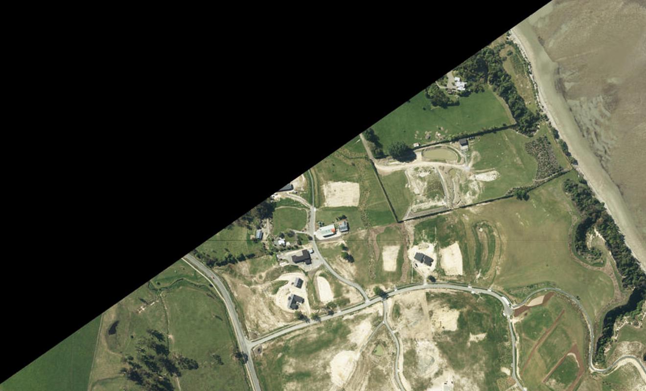 22 Honey Lane, Tasman, Upper Moutere - Carousel 1