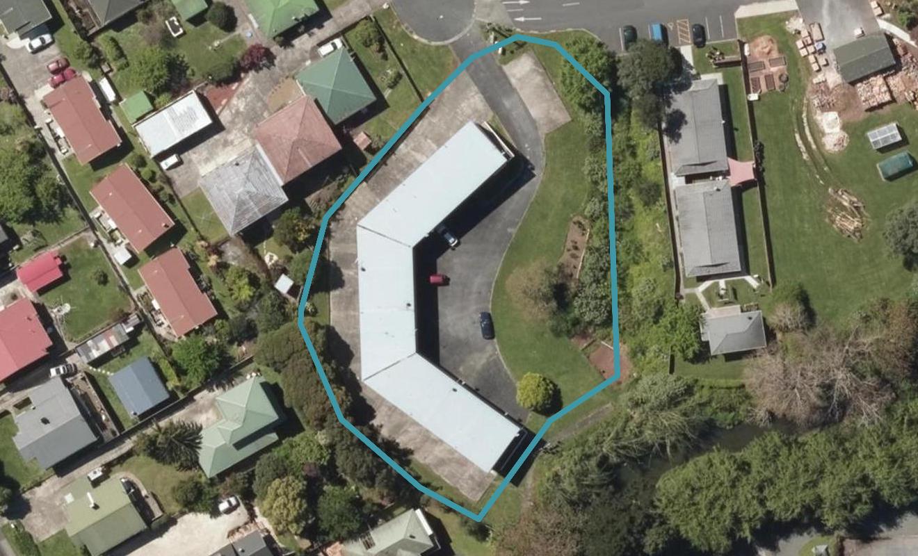 10 Cooke Street, Avenues, Whangarei - Carousel 1