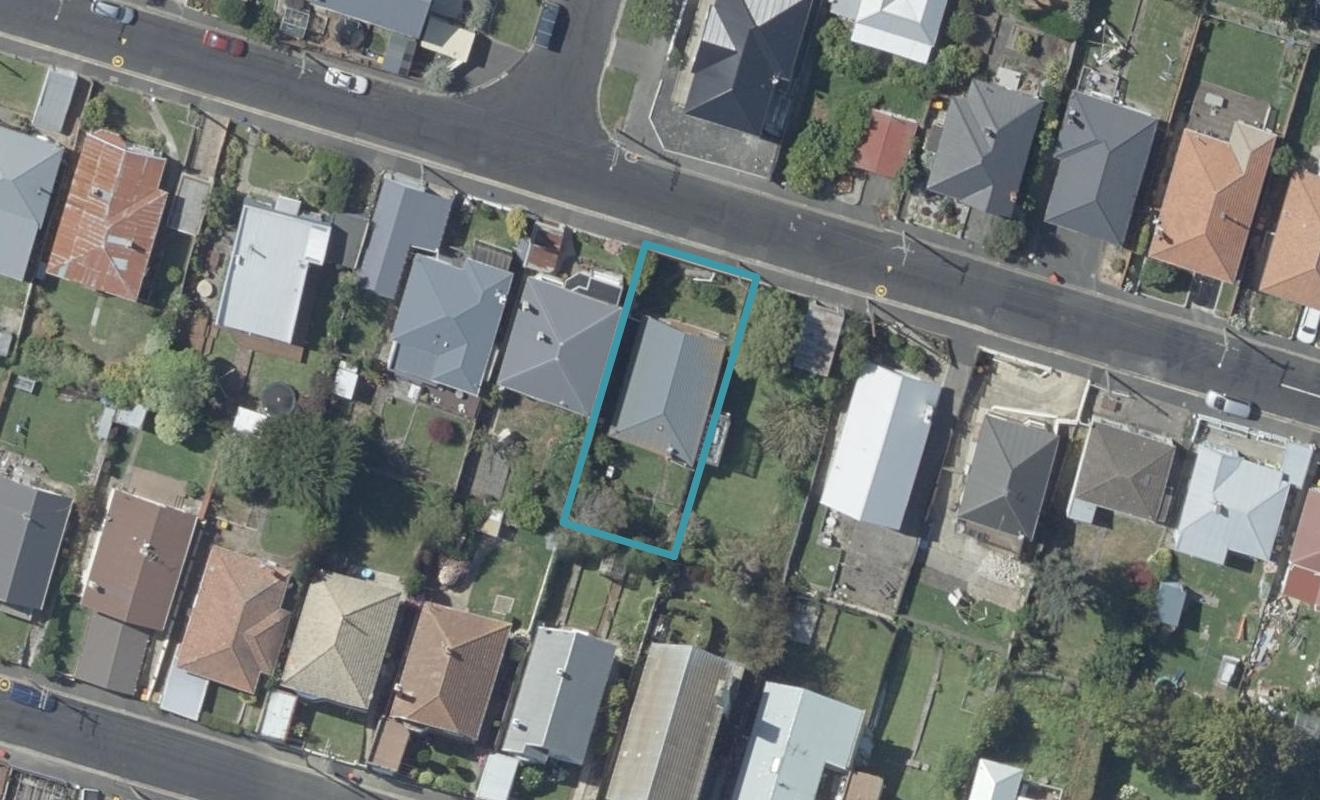 18 Forbes Street, Balaclava, Dunedin - Carousel 1