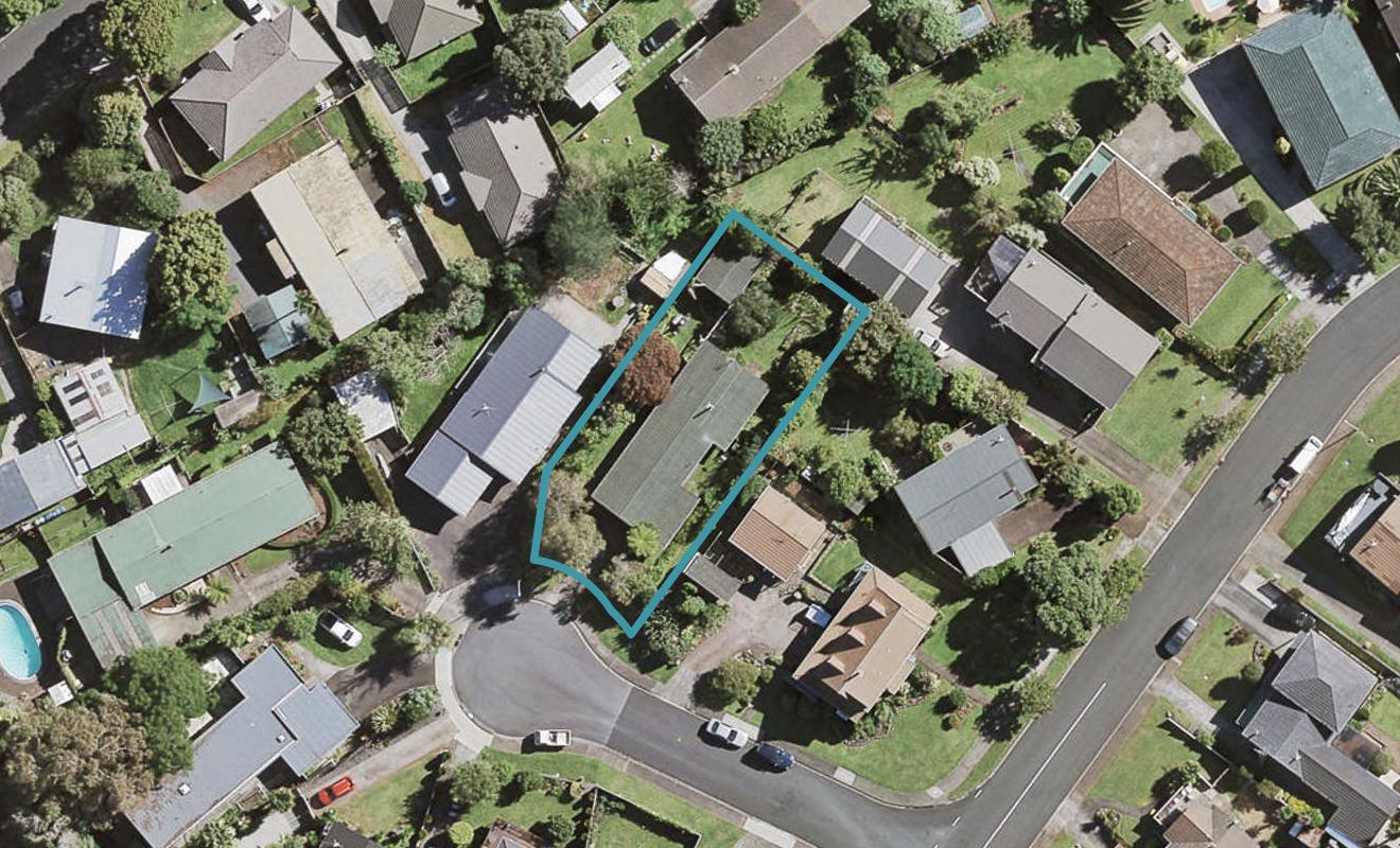 14 April Place, Red Hill, Papakura - Carousel 1