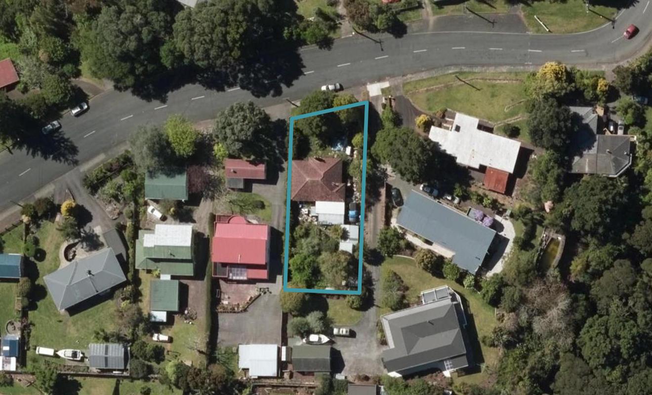 8 Whareora Road, Kensington, Whangarei - Carousel 1