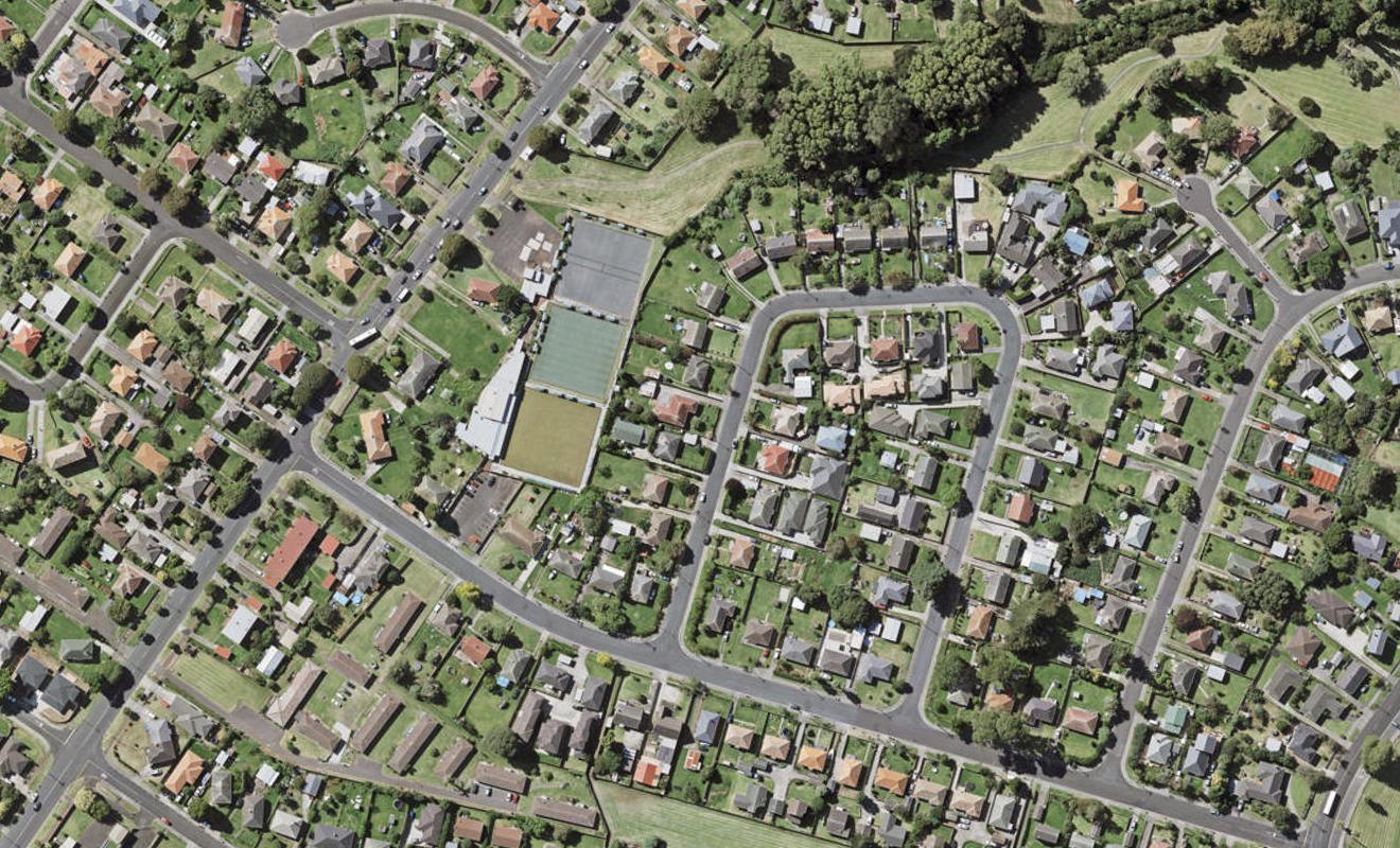 1/9 Coral Crescent, Panmure, Auckland - Carousel 1