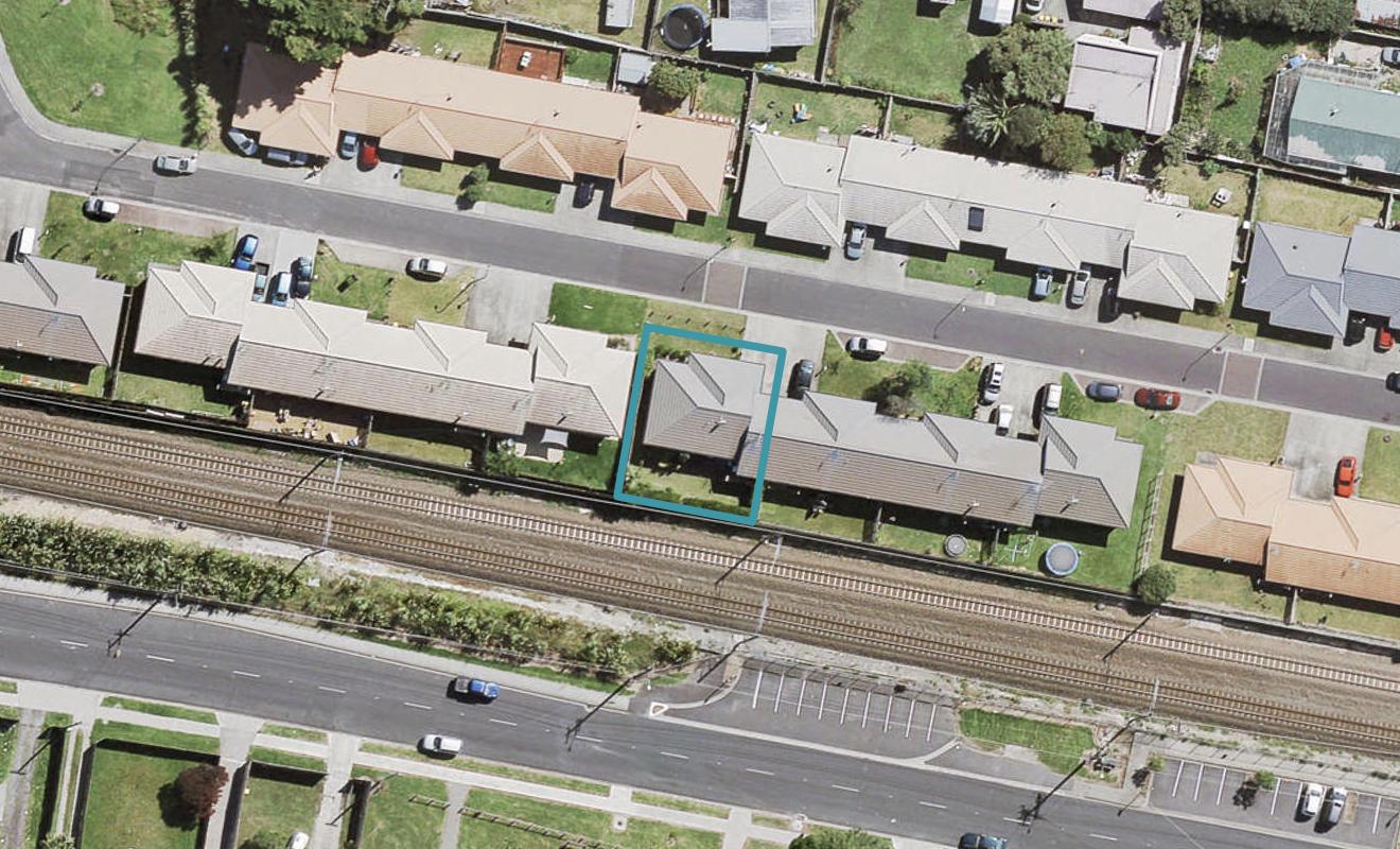 22 Carlas Way, Ranui, Auckland - Carousel 1
