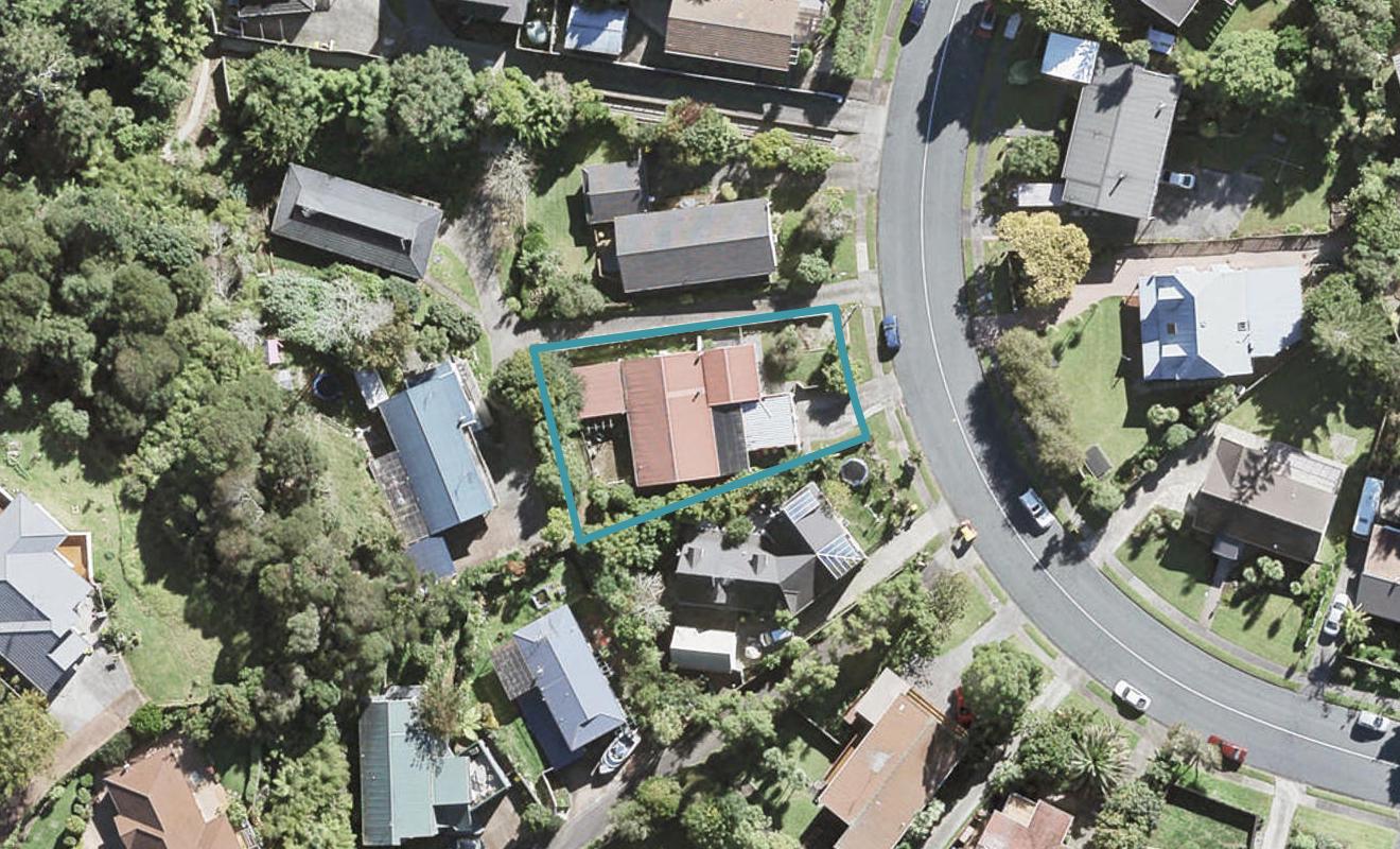 66 Stapleford Crescent, Browns Bay, Auckland - Carousel 1