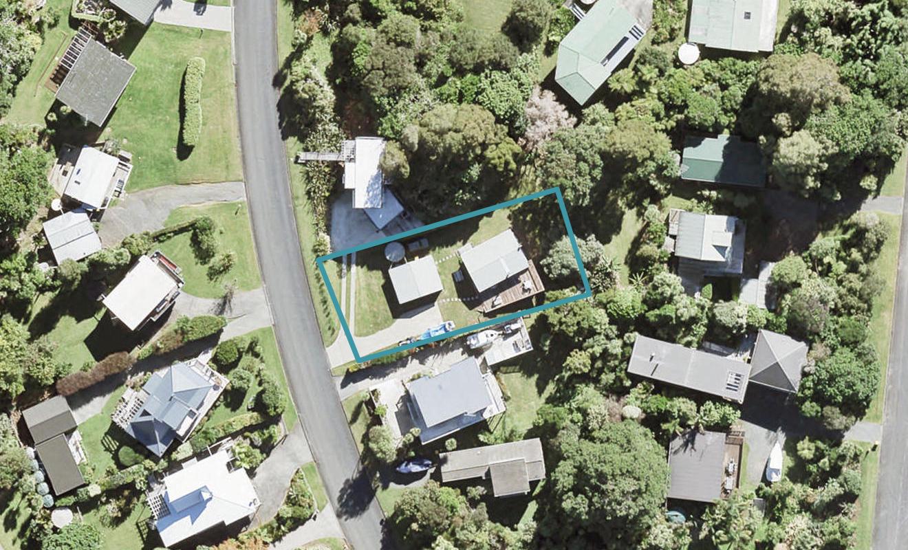 8 Whitmore Road, Tāwharanui Peninsula, Matakana - Carousel 1