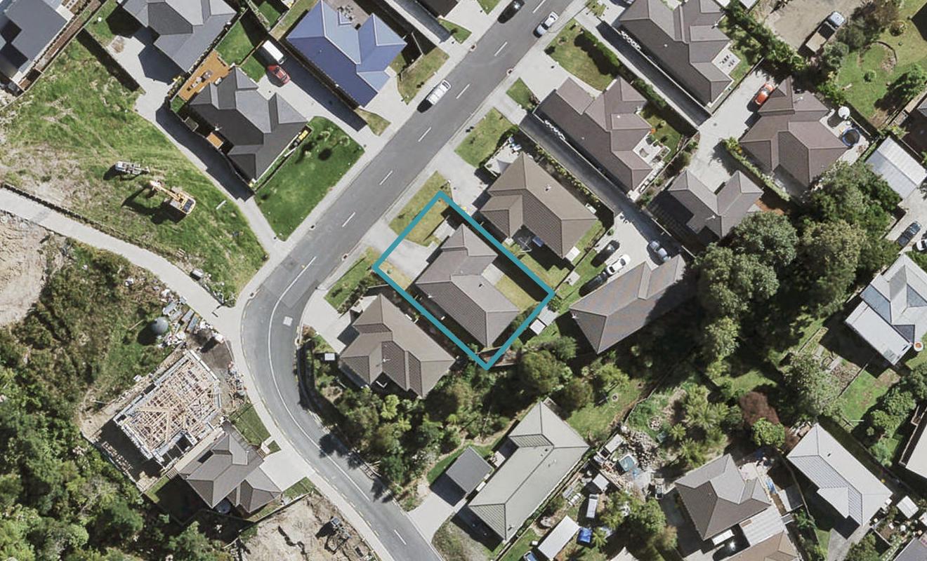 16 Nirmal Place, Sunnyvale, Auckland - Carousel 1
