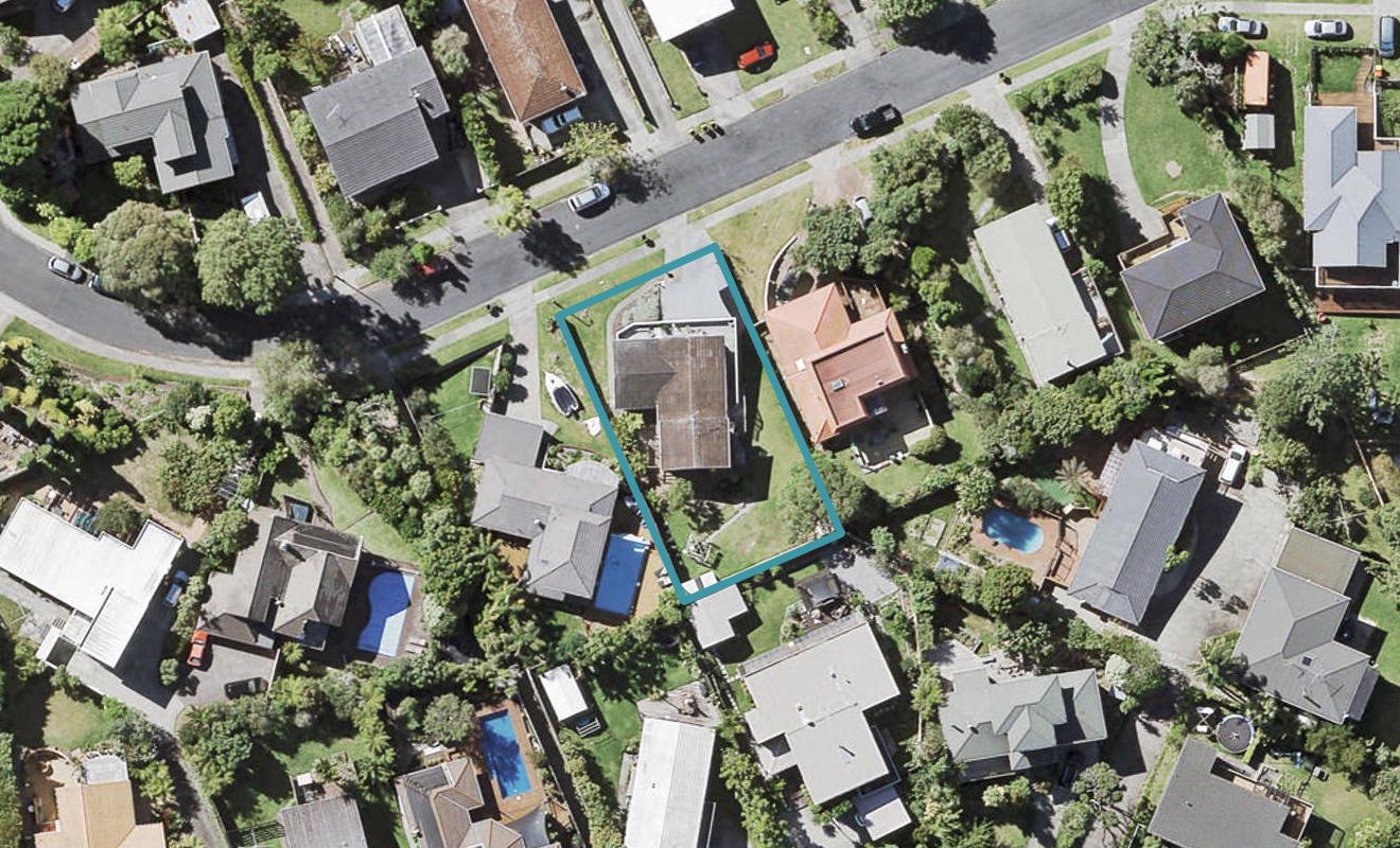 40 Wyoming Avenue, Murrays Bay, Auckland - Carousel 1