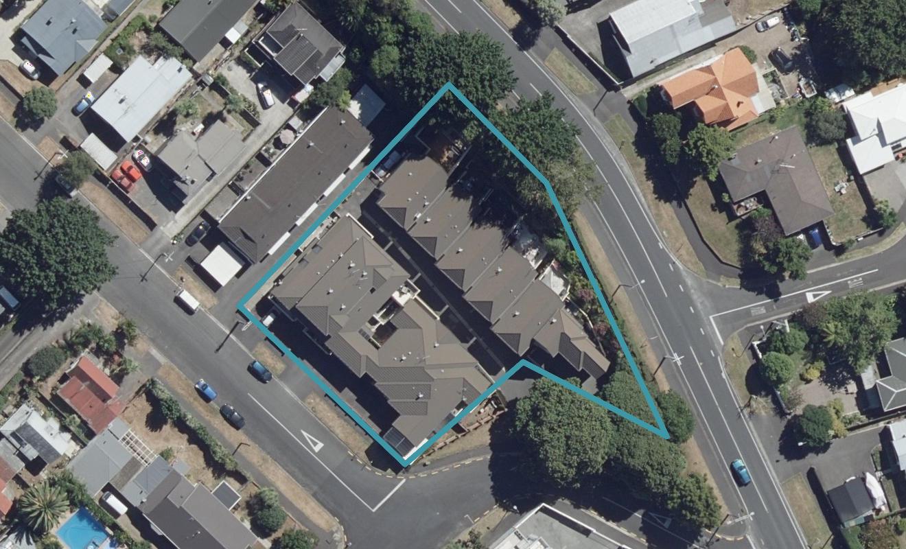 2 Riro Street, Hamilton East, Hamilton - Carousel 1
