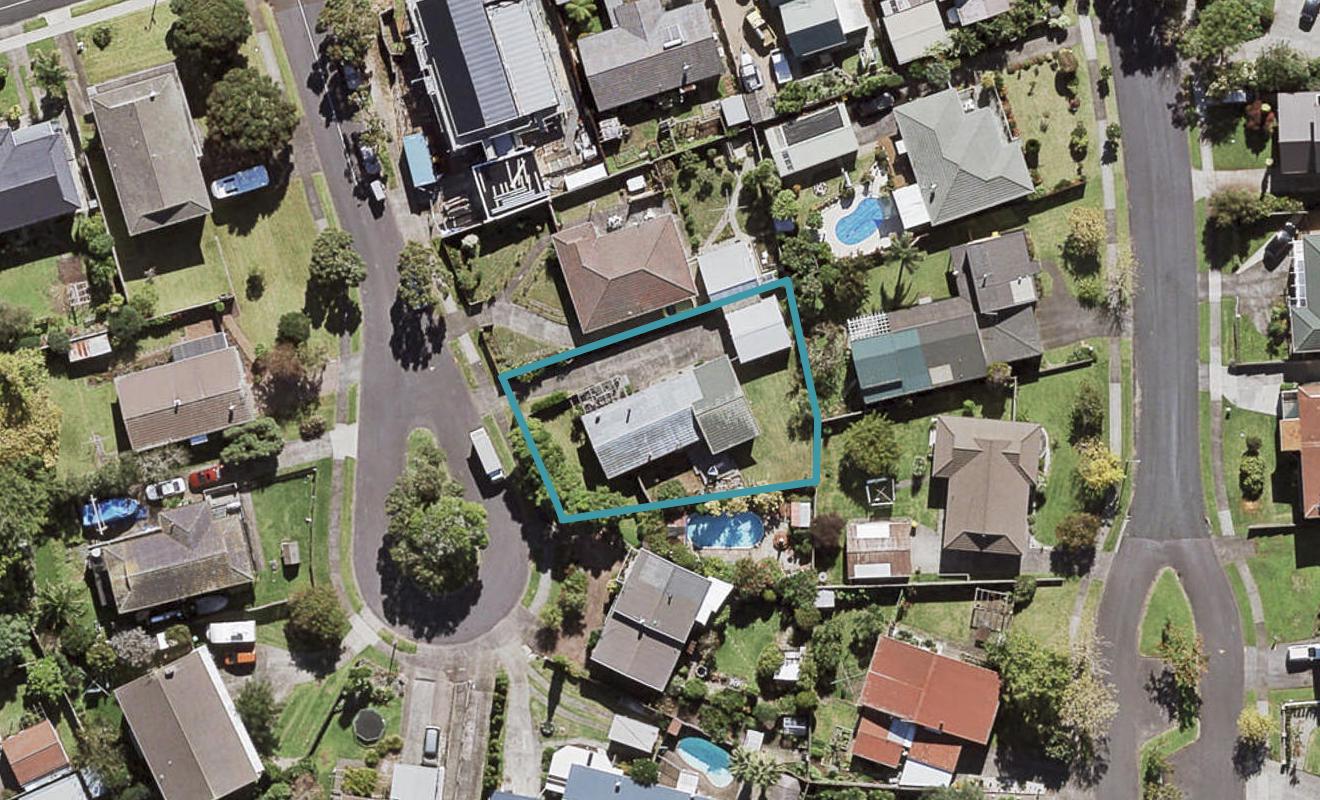 6 Sealand Place, Mangere Bridge, Auckland - Carousel 1