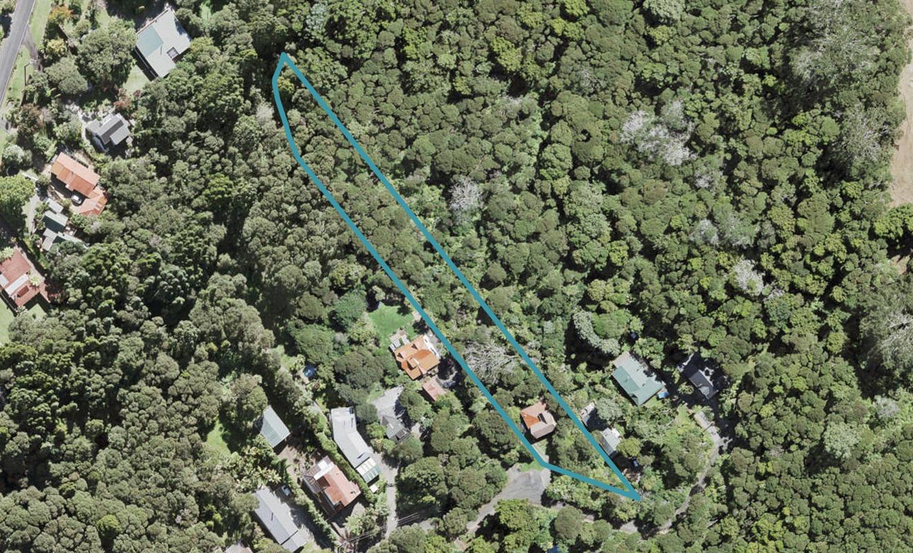 36 Napuka Road, Henderson Valley, Auckland - Carousel 1