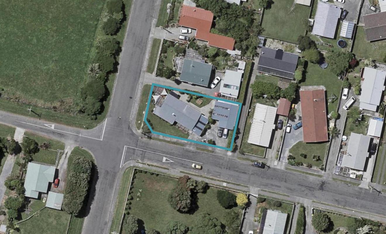 60 Atkinson Avenue, Otaki Beach, Otaki - Carousel 1