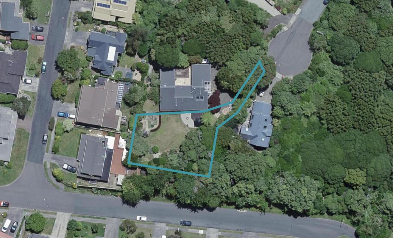 102 Larsen Crescent, TAWA 5028, WELLINGTON - Carousel 1