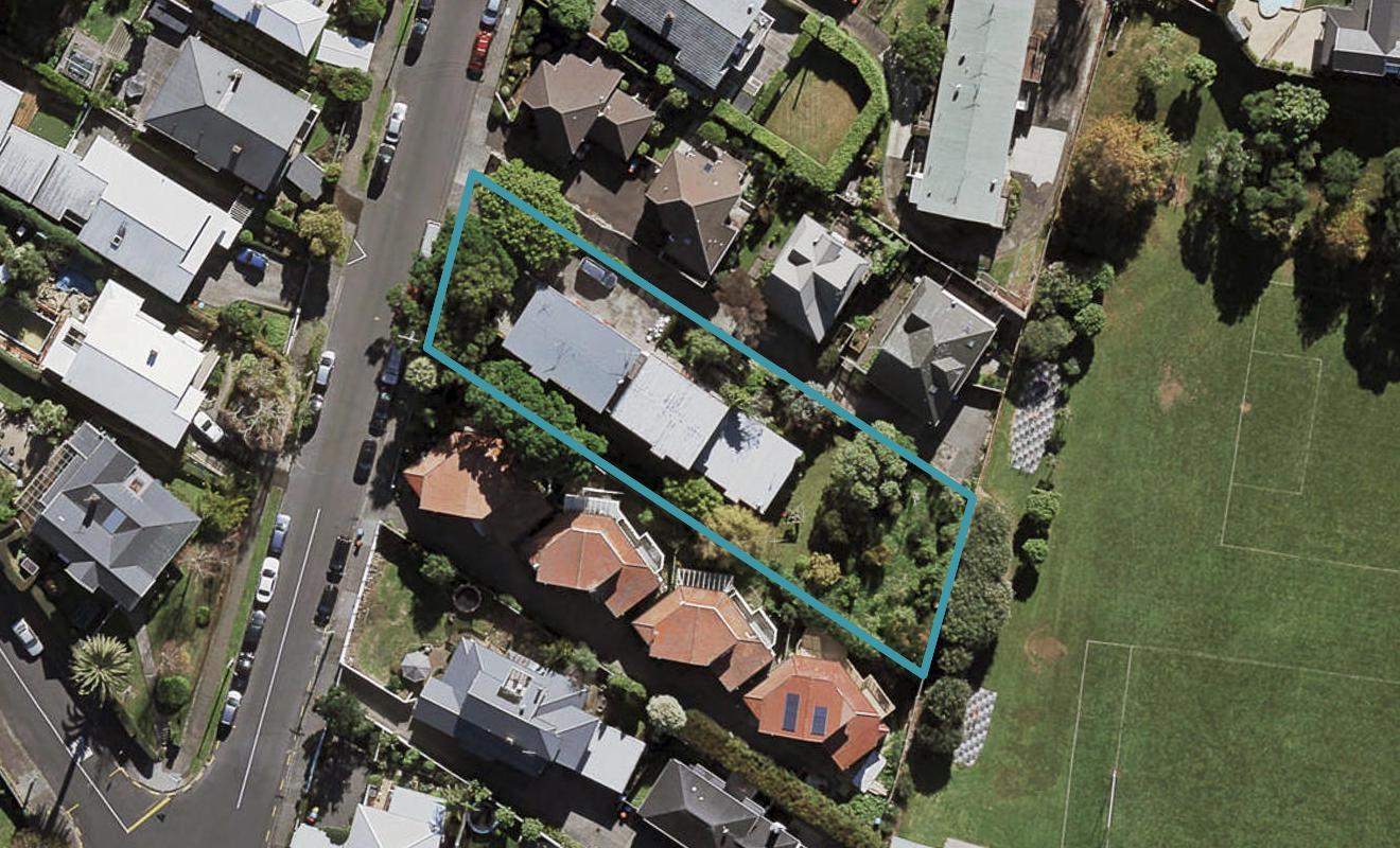 2/48 St Vincent Avenue, Remuera, Auckland - Carousel 1