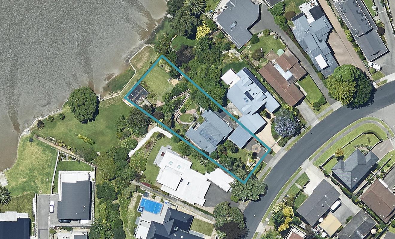 11 Forrester Drive, Welcome Bay, Tauranga - Carousel 1