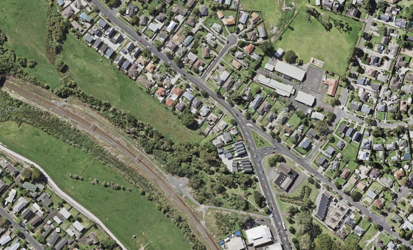 65D Apirana Avenue, Glen Innes, Auckland - Carousel 1