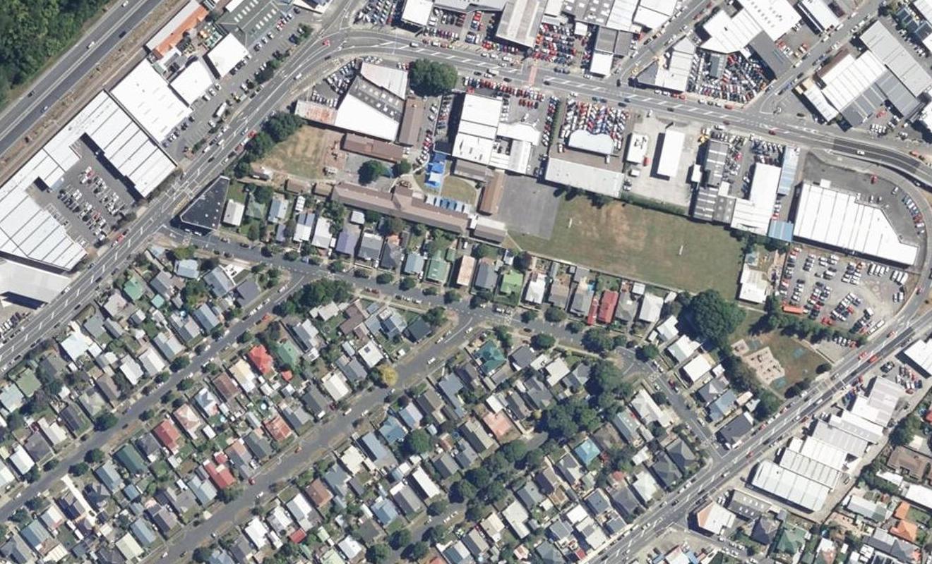 2/23 Te Mome RD, Alicetown, Lower Hutt - Carousel 1