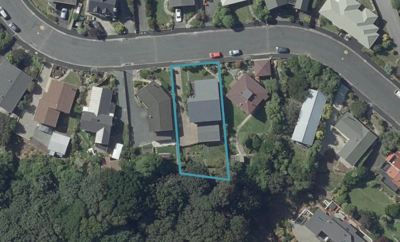 11 Elliffe Place, Shiel Hill, Dunedin - Carousel 1