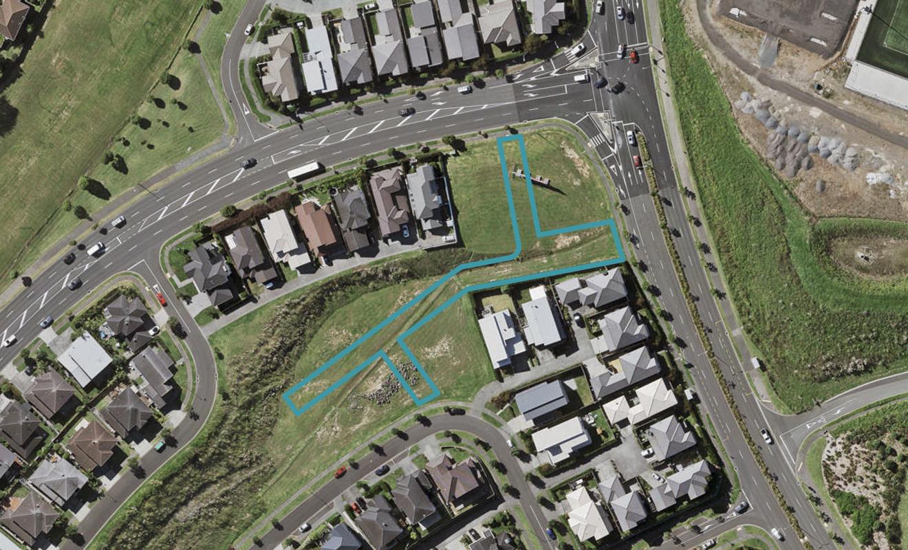 11 Penehareti Rise, Stonefields, Auckland - Carousel 1