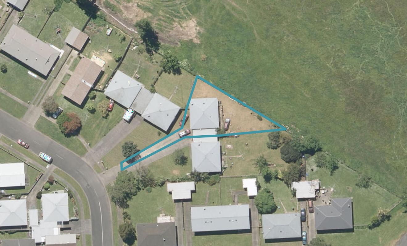 63 Hackett Street, Whanganui East, Whanganui - Carousel 1