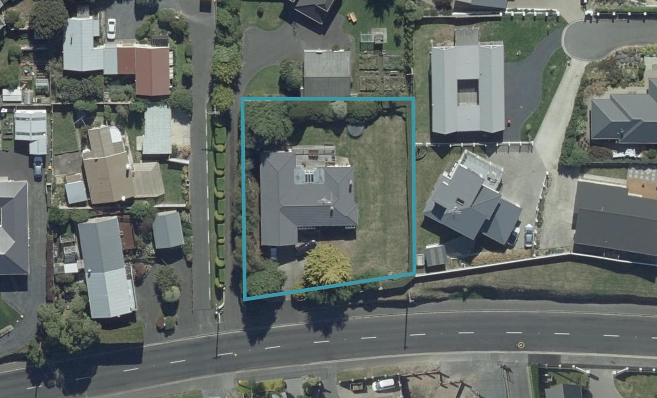 325 Highcliff Road, Highcliff, Dunedin - Carousel 1