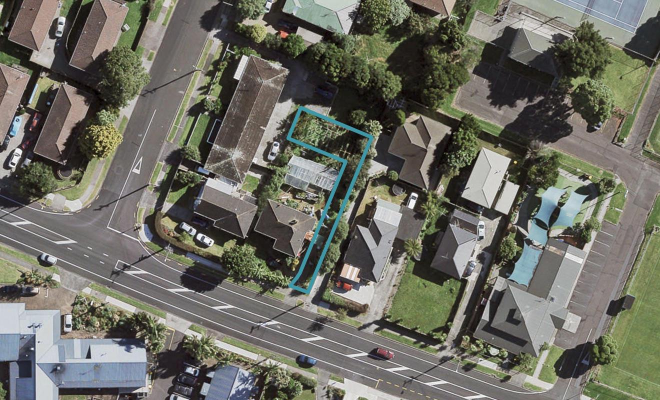 39C Russell Road, Manurewa, Auckland - Carousel 1