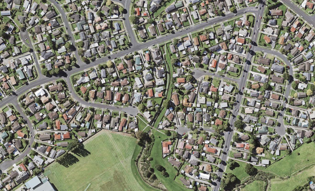 20A Mandarin Place, Half Moon Bay, Auckland - Carousel 1