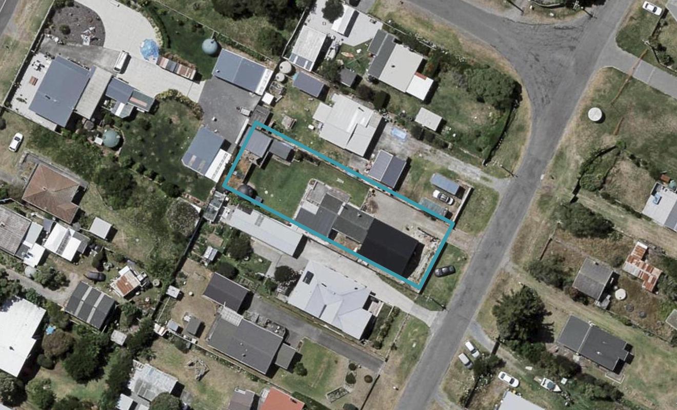 27 Gawler Street, Te Horo Beach - Carousel 1