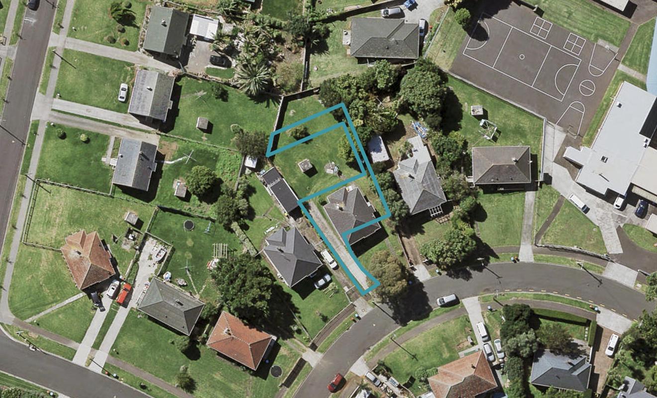 6D Taratoa Street, Point England, Auckland - Carousel 1