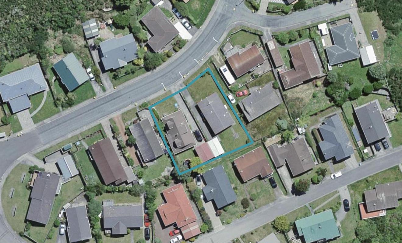 108 Montgomery Avenue, Karori, Wellington - Carousel 1