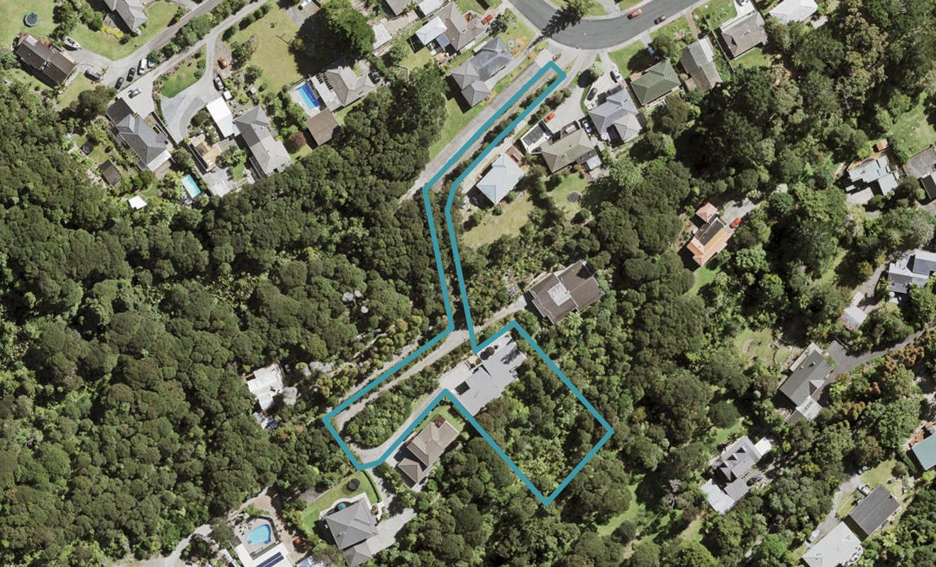 38C Staincross Street, Green Bay, Auckland - Carousel 1