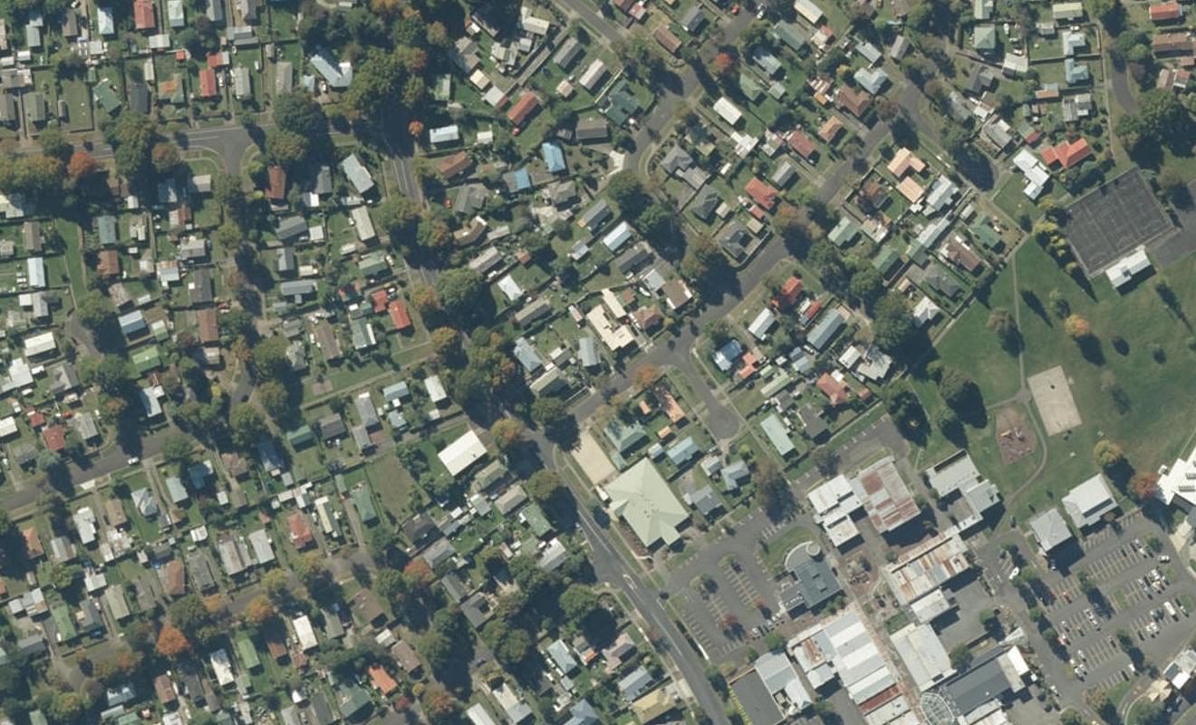3 Hingaia Street, Tūrangi - Carousel 1